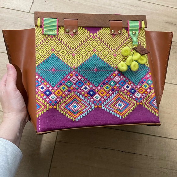 Woven Bag - Colorful Vacation / Beach Bag - Picture 2 of 3